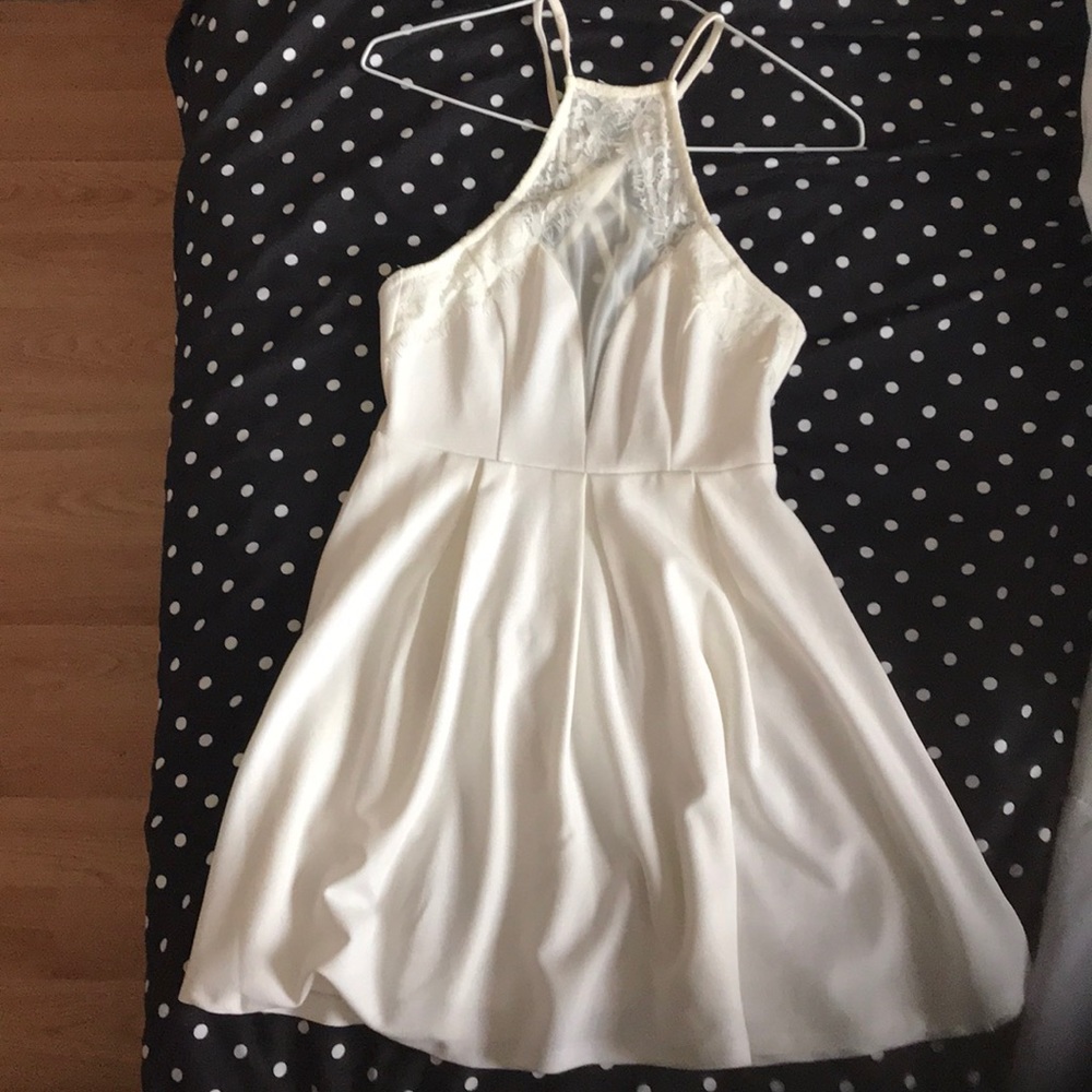 Beautiful short dress, never worn